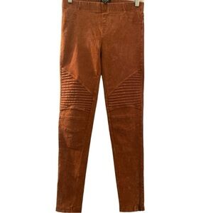 Beulah leggings or jeggings, rust color, zippers at the ankles. Cotton blend. M.